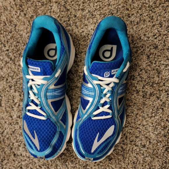 Brooks Pure Flow - Size 10 - Picture 4 of 9